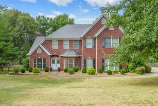 4859 Oak Meadow Ct, Owensboro, KY 42303