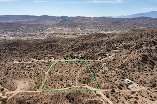 101 Nelson Rd, Yucca Valley, CA 92284