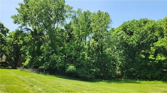 10872 Nieman Rd, Overland Park, KS 66210