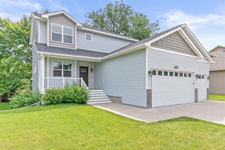 5728 Oregon Ct, Minneapolis, MN 55428