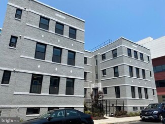 809-811 Otis Place NW Unit 102, Washington, DC 20010