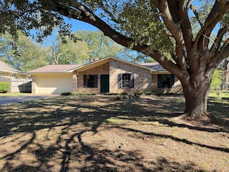 4608 Jade St, Nacogdoches, TX 75965