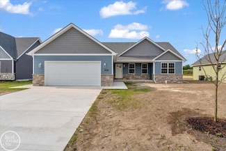 3 Riley Rd, Saint Clair, MI 48079