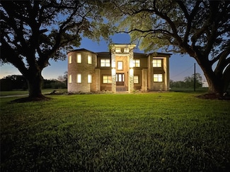 7737 Brookside Rd, Pearland, TX 77581