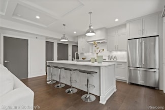 932 W 11 Mile Rd, Royal Oak, MI 48067