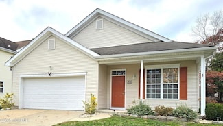 50 Marigold Ln, Tuckerton, NJ 08087