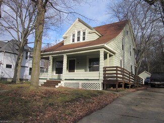 565 Vine St, Kent, OH 44240