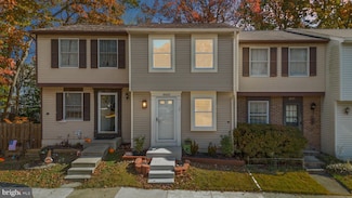 8433 Sugar Creek Ln, Springfield, VA 22153