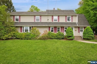 111 Herbert Ave, Closter, NJ 07624