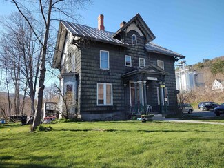 21 Peavine Blvd, Bethel, VT 05032