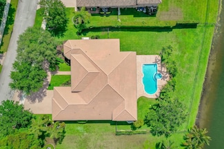 13846 SW 40th St, Davie, FL 33330