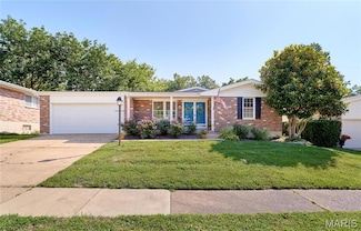 4915 Milsmar Dr, Saint Louis, MO 63128