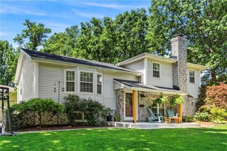 8401 W 90th St, Overland Park, KS 66212