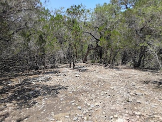 21 & 22 Fossil Rock Rd, Lake Medina Shores, TX 78003