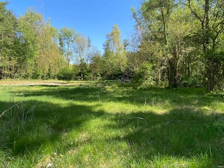 26075 County Road 4, Elkhart, IN 46514