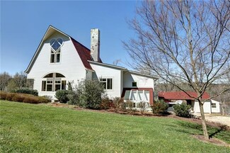 2710 River Rd W, Maidens, VA 23102