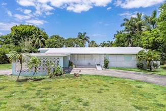 1531 Bacom Point Rd, Pahokee, FL 33476