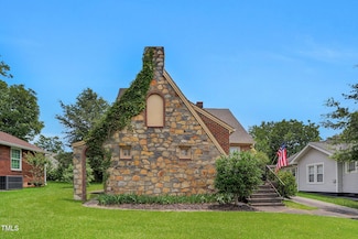 407 Hillcrest Ave, Burlington, NC 27215
