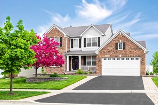 950 Galena Dr, Volo, IL 60073