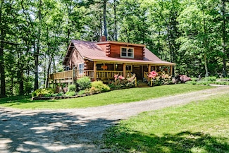 17 Pinehurst Dr, West Bath, ME 04530