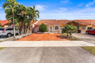 5871 W 21st Ct, Hialeah, FL 33016