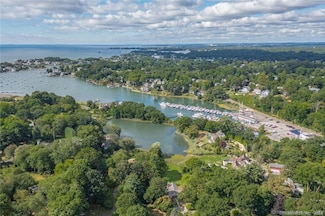 4 Shagbark Rd, Norwalk, CT 06854