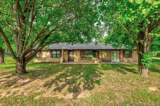 406 NE 5th St, Perkins, OK 74059