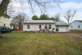 449 Monroe St, Delta, OH 43515