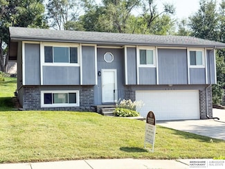 18923 Costanzo Cir, Elkhorn, NE 68022