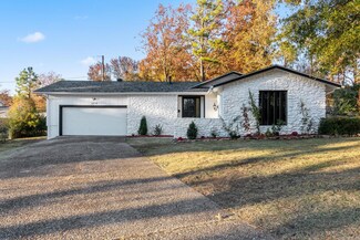 2214 Old Forge Dr, Little Rock, AR 72227