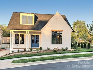 10 Hidden Pond Ln, Brevard, NC 28712
