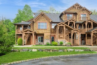 12 Pine Crescent Unit 21, Vernon, NJ 07462