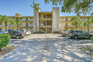 9150 NW 38th Dr Unit 111, Coral Springs, FL 33065