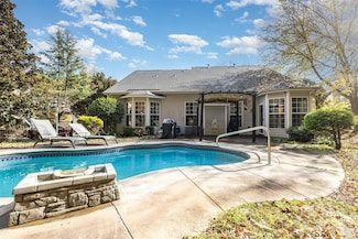 10759 Big Bear Dr, Charlotte, NC 28278