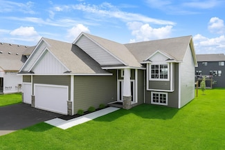 5266 177th St W, Lakeville, MN 55044