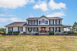 8222 Lytle Trails Rd, Waynesville, OH 45068