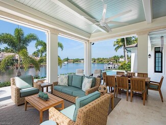 3110 Gin Ln, Naples, FL 34102