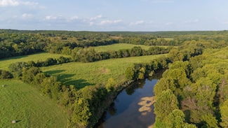 24764 Wilshusen Rd, Cole Township, MO 65338