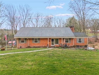 105 Fairway Dr, Canonsburg, PA 15317