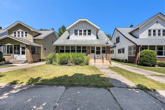 903 Lake Michigan Dr NW, Grand Rapids, MI 49504