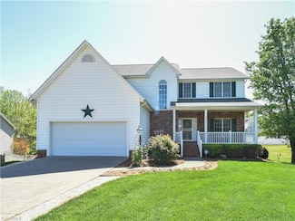 104 Prestwick Ct, King, NC 27021