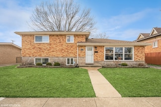 7851 Churchill St, Morton Grove, IL 60053