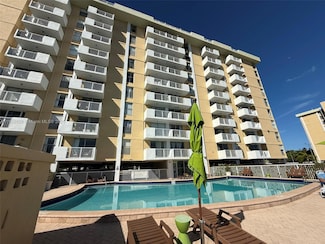 2000 NE 135th St Unit 309, North Miami, FL 33181
