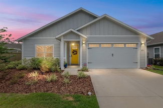 1425 SW 67th Dr, Gainesville, FL 32607