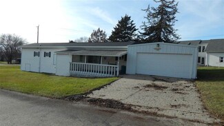 785 East St, Linden, WI 53553
