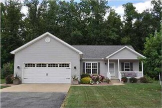 126 Nathan Dr, Clyde, OH 43410