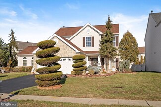44 Sandstone Rd, East Windsor, NJ 08520