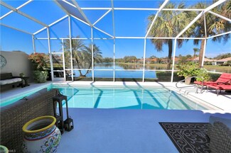 5495 Freeport Ln, Naples, FL 34119