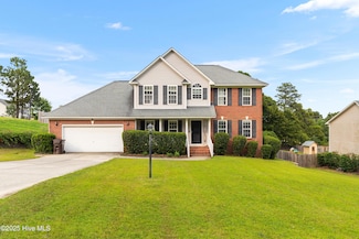 225 Woodshire Dr, Lillington, NC 27546