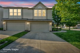 29027 Nottingham Ct, Olmsted Falls, OH 44138